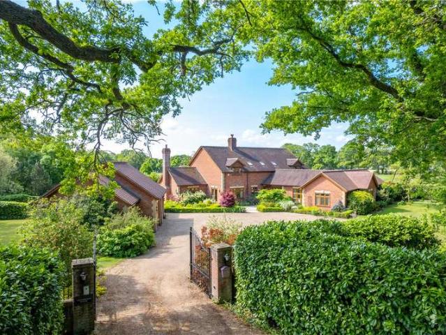 House for sale in Bolton Low Houses, Hampshire