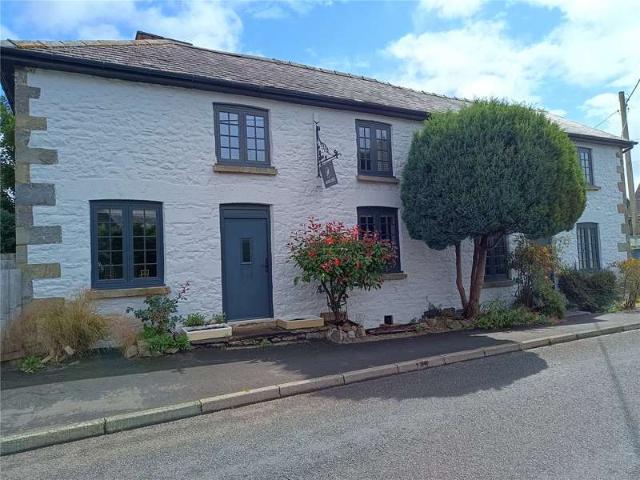 House for sale in Llanyre, Newbridge-on-wye