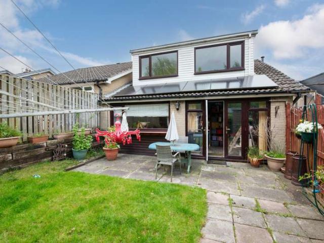 House for sale in Lingbob, Bradford