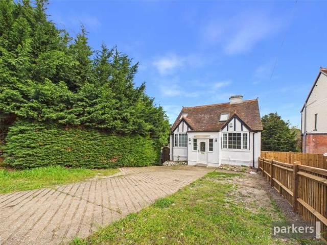 House for sale in Caversham Park, Reading