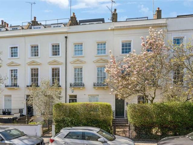 House for sale in Kensal Town, Bayswater