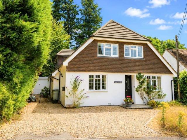 House for sale in Bolton Low Houses, Hampshire