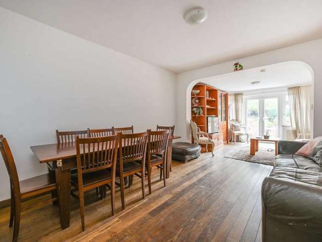 House for sale in Shepherd's Bush, London Borough of Ealing