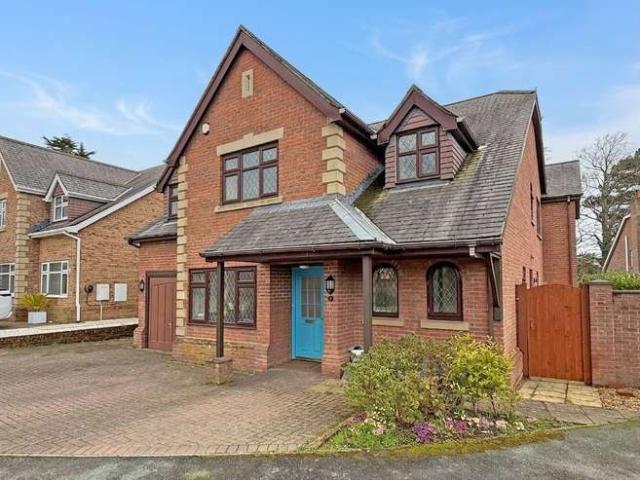 House for sale in Bangor, Wales