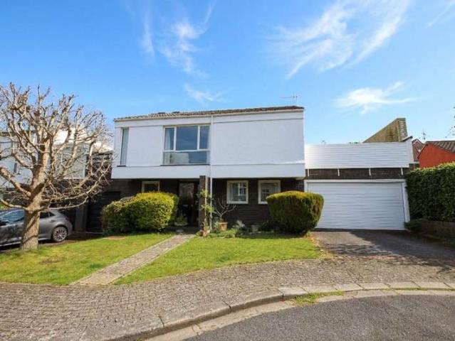 House for sale in Feckenham, City Of Bristol