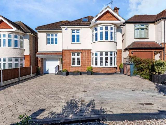 House for sale in Cranham, Greater London