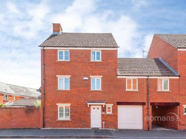 House for rent in Haydon End, Abbey Mead