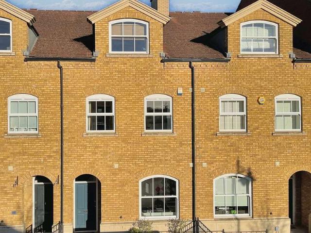 House for sale in Dickens Heath, West Midlands