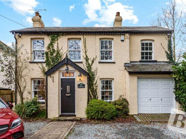 House for sale in Stondon Massey, Navestock Side