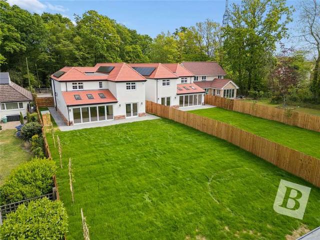 House for sale in Navestock Side, Essex