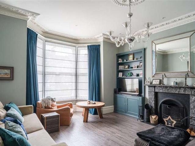 House for sale in Streatham, Greater London