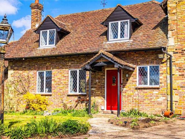 House for sale in Pouchen End, Hertfordshire