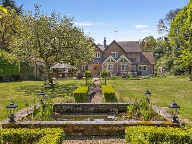 House for sale in Bolton Low Houses, Hampshire