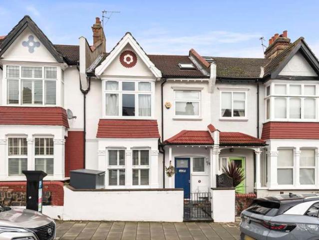 House for sale in Furzedown, Greater London