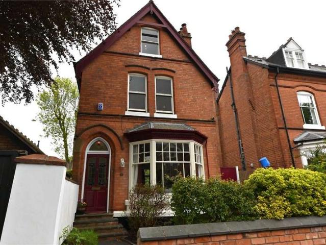House for sale in Kings Heath, Wake Green