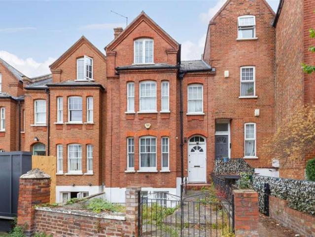 House for sale in Dartmouth Park, Greater London