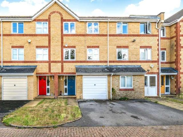 House for sale in Norbiton, Greater London