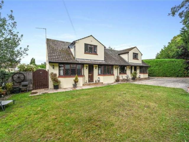 House for sale in Duton Hill, Essex
