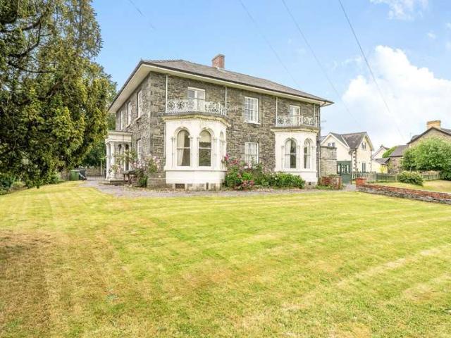 House for sale in Builth Wells, Wales