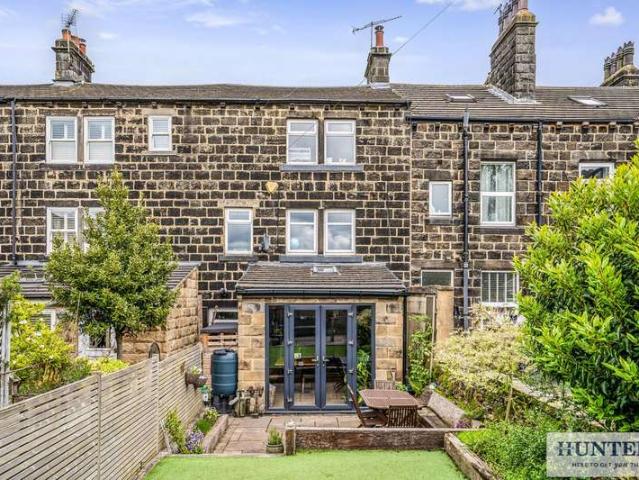 House for sale in Rufford Park, Yeadon