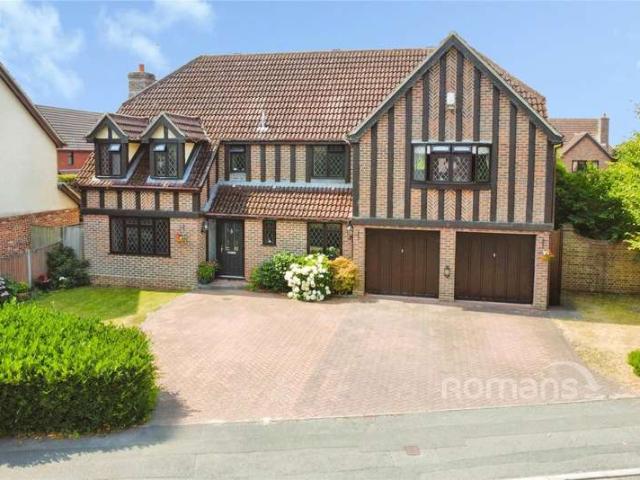 House for sale in Little Sandhurst
