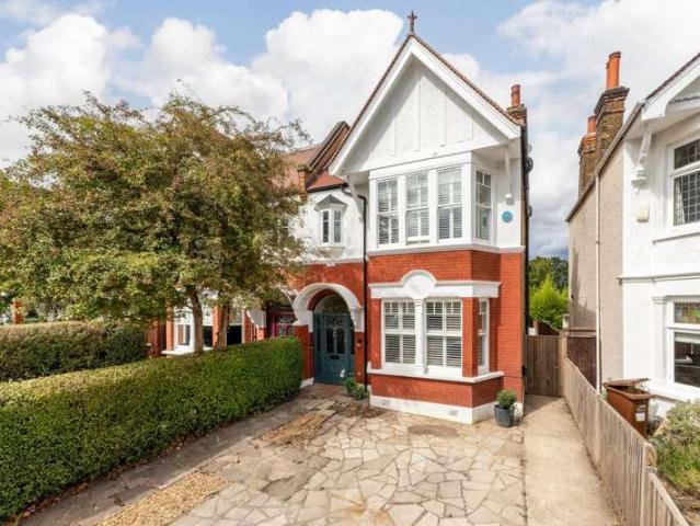 House for sale in Dulwich Village, Greater London