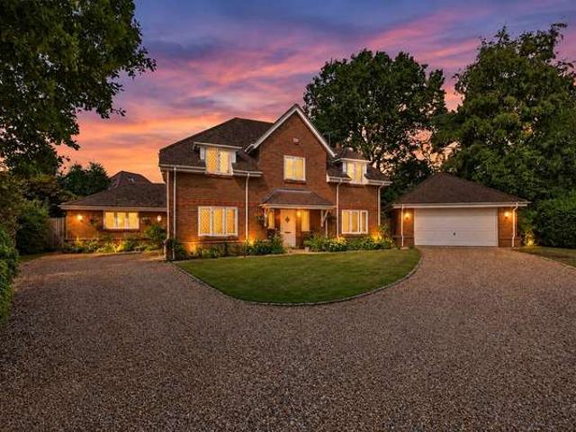 House for sale in North Bourne, Surrey Heath