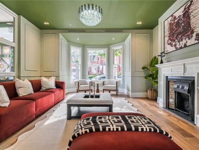 House for sale in Stroud Green, Greater London
