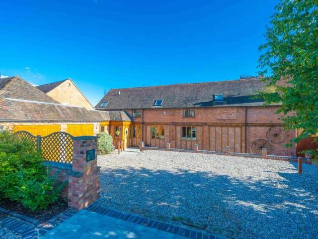 House for sale in Alderminster, Warwickshire