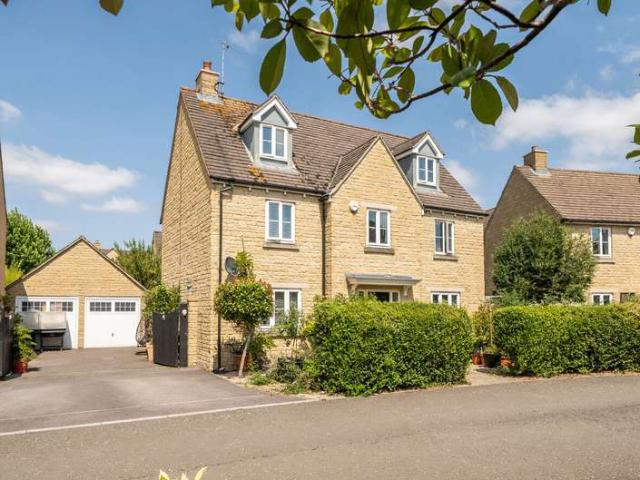 House for sale in Black Bourton, Oxfordshire