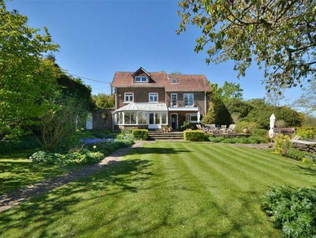 House for sale in Codmore Hill, Horsham