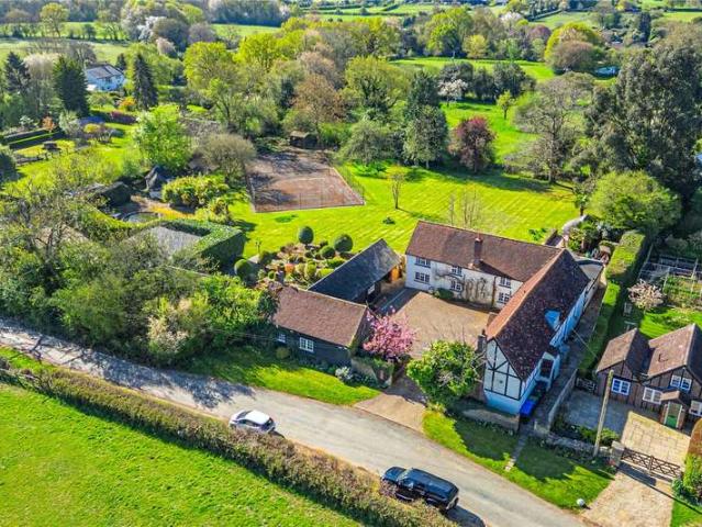House for sale in Pouchen End, Hertfordshire