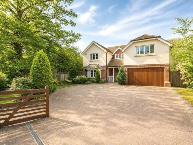 House for sale in Westborough, Surrey