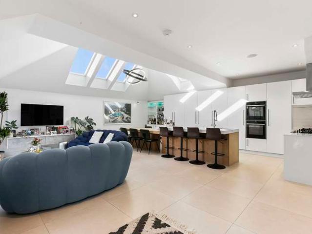 House for sale in Furzedown, Greater London