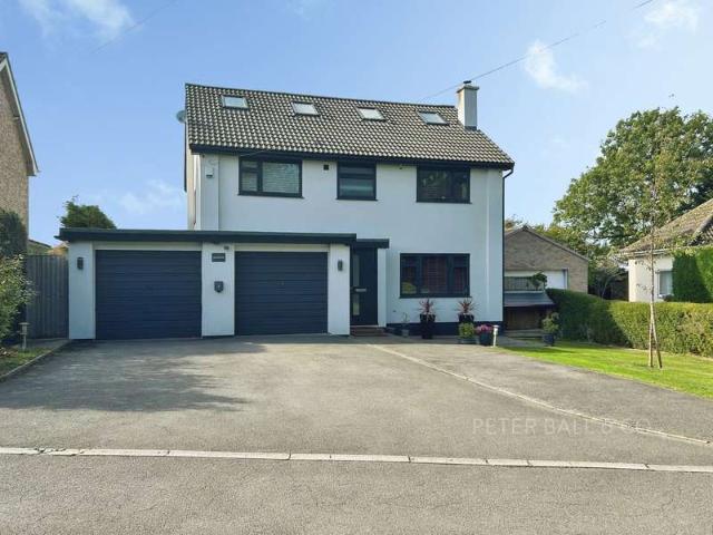 House for sale in Chargrove, Tewkesbury