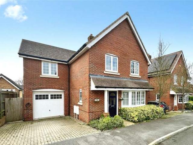 House for sale in Winnersh