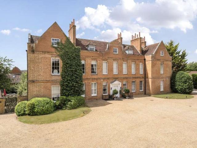 House for sale in Westborough, Surrey