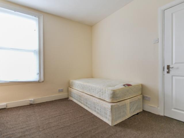 Apartment for rent in Northumberland Heath, Greater London