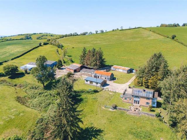 House for sale in Castle Caereinion, Powys