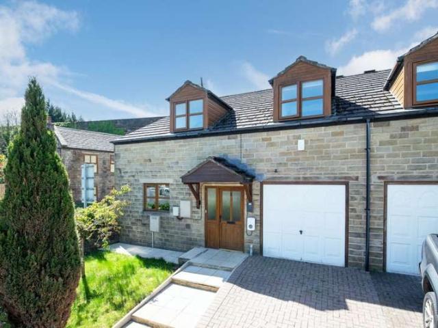 House for sale in Cullingworth, West Yorkshire