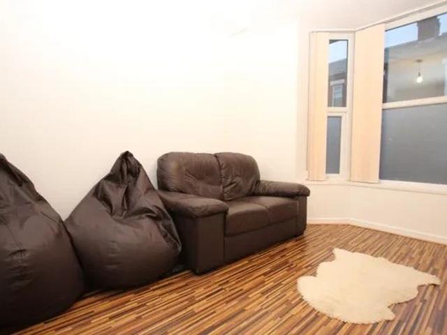 Room for rent in Chorlton-on-Medlock, Georgia