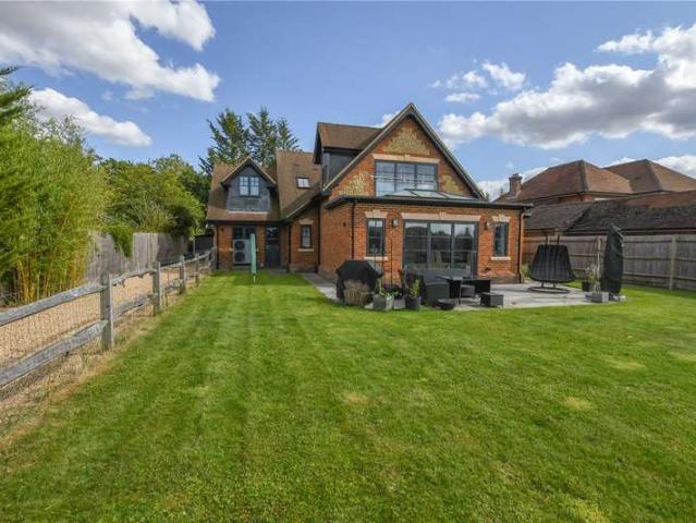 House for sale in St. Nicholas, Hurst