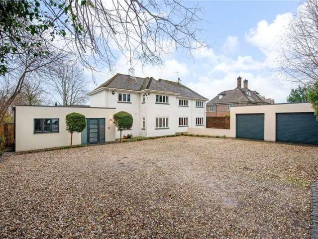 House for sale in Sleepers' Hill, Hampshire