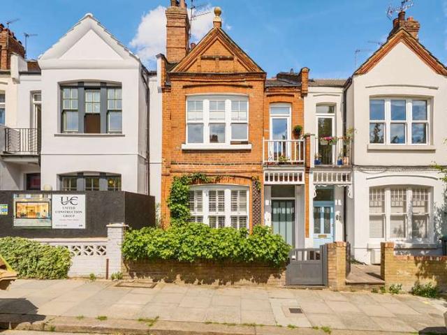 House for sale in Hornsey, Greater London