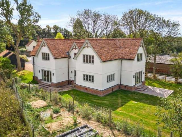 House for sale in Duton Hill, Essex