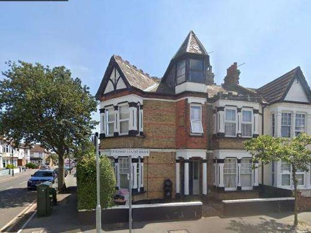 House for sale in Alton Barnes, Essex
