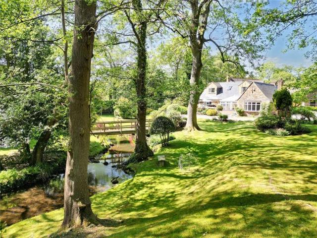 House for sale in Elmfield, Leicestershire