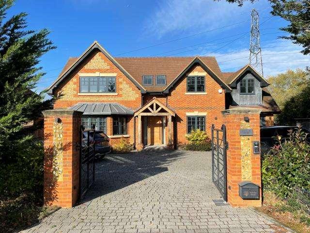 House for sale in St. Nicholas, Hurst