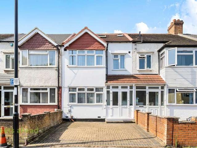 House for sale in London Borough of Croydon, Greater London