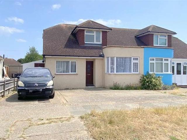 House for sale in Fishersgate, West Sussex